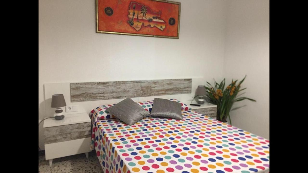 La Terrasseta Apartment Делтебре Екстериор снимка
